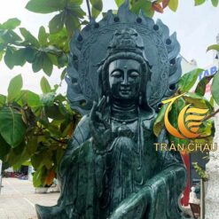 Tượng Phật Bà Quan Âm Đài Sen Đá