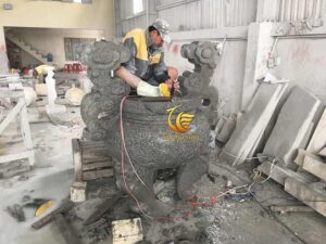 Quy Trình Chế Tác Lư Hương Đá Granite Độc Đáo